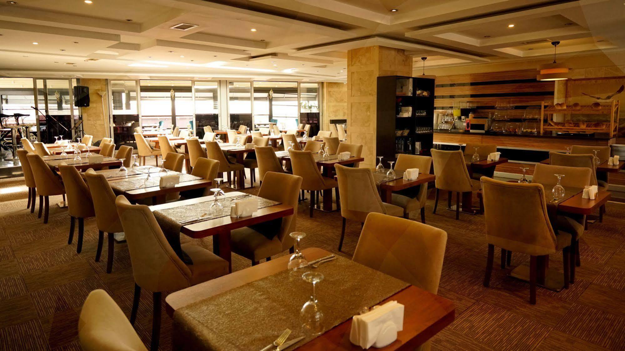 Es Albatros Hotel Eskişehir Eksteriør billede