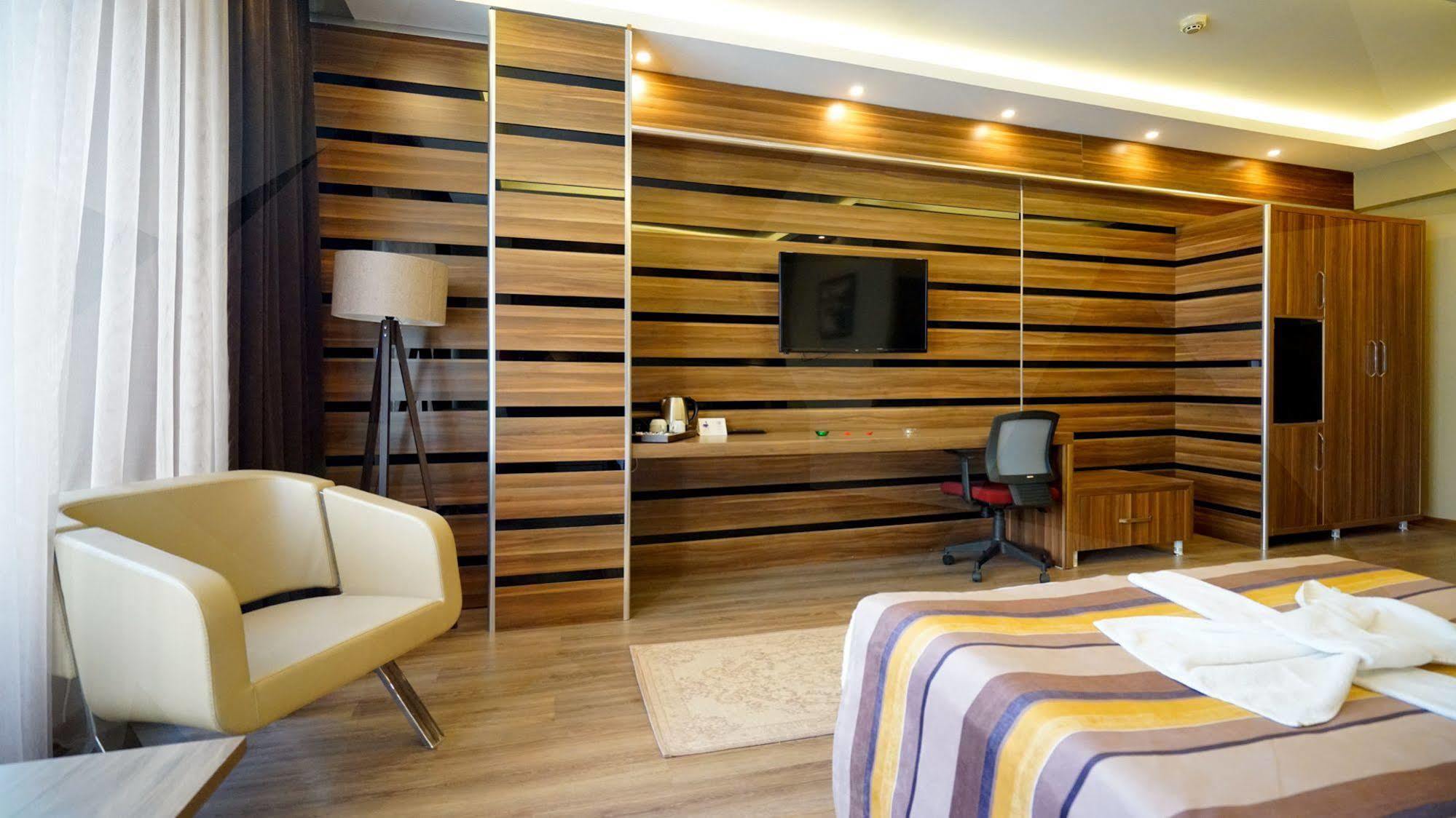 Es Albatros Hotel Eskişehir Eksteriør billede