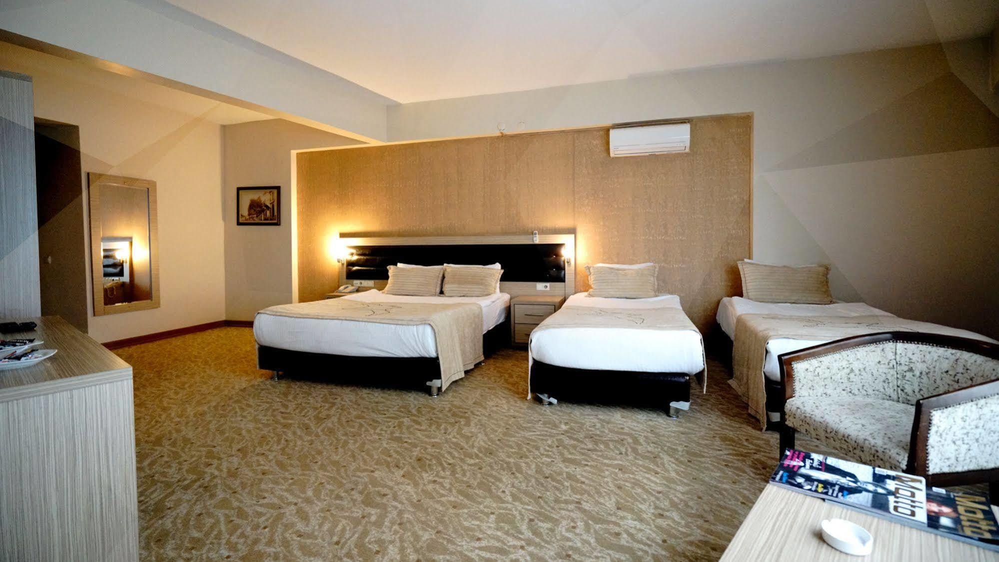 Es Albatros Hotel Eskişehir Eksteriør billede