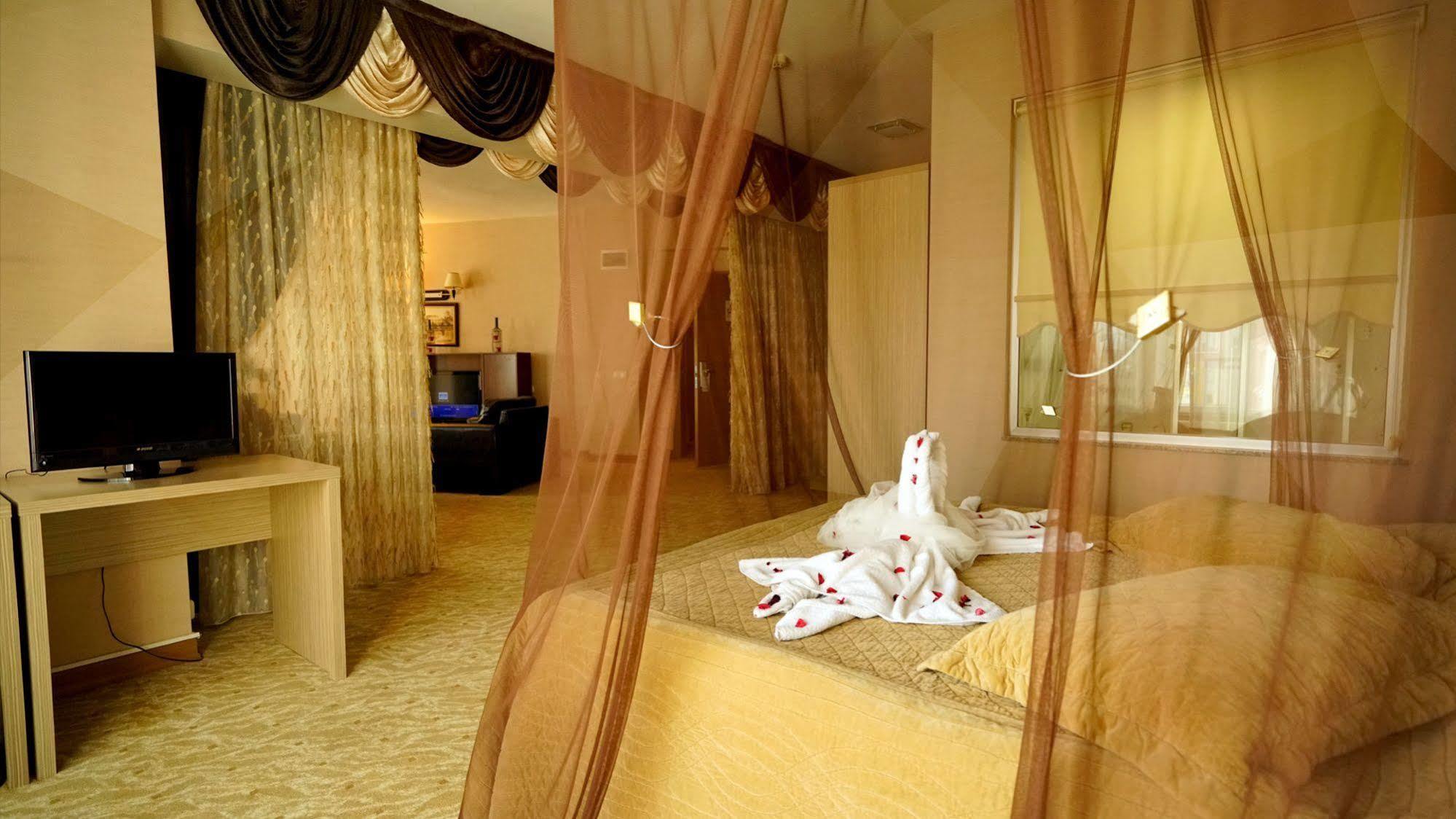 Es Albatros Hotel Eskişehir Eksteriør billede