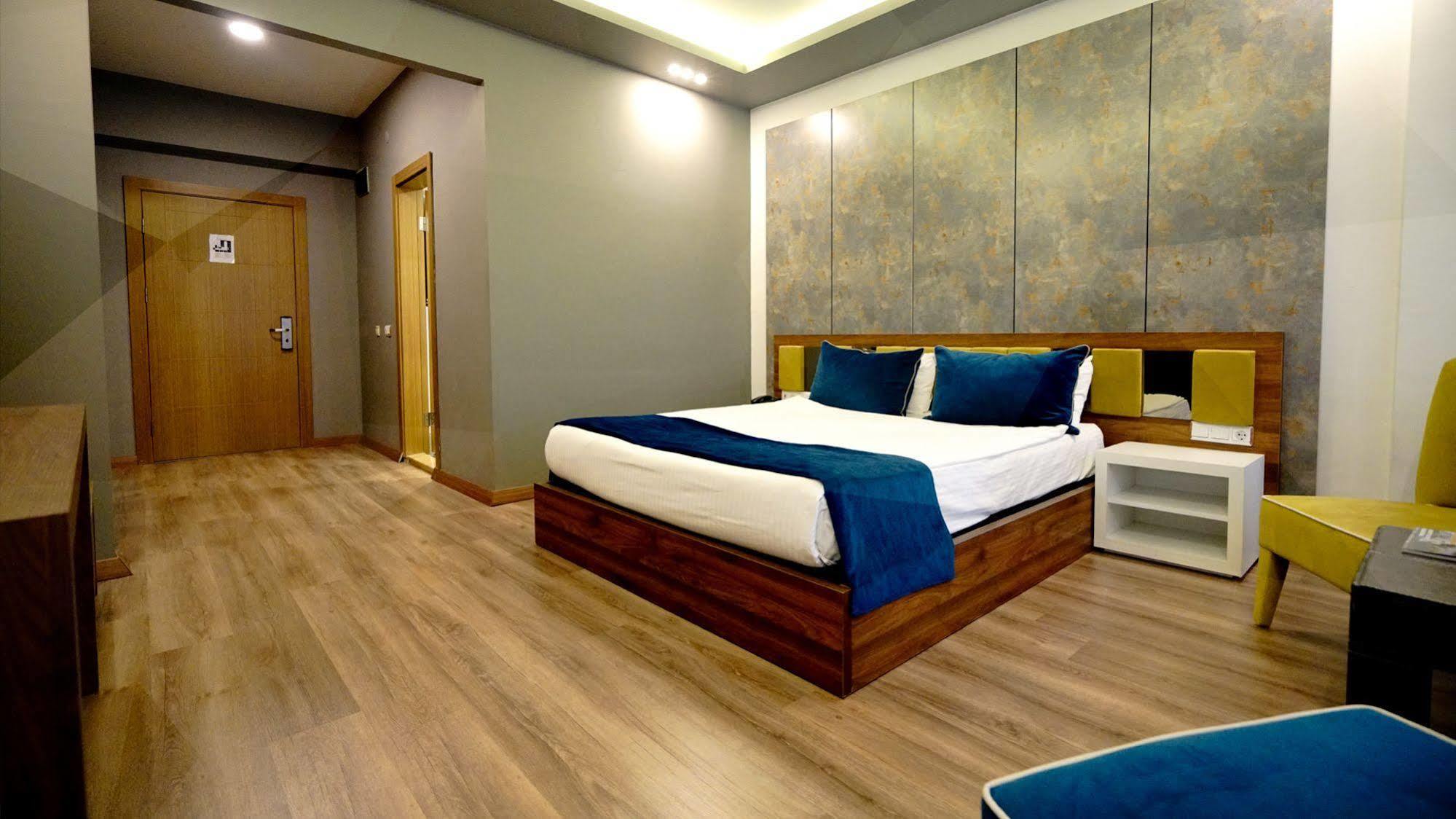 Es Albatros Hotel Eskişehir Eksteriør billede