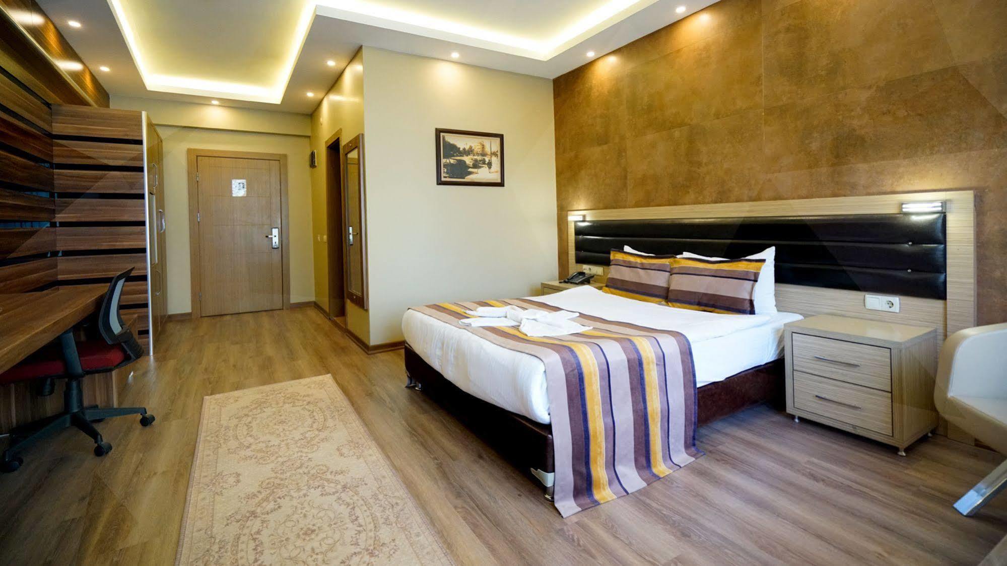Es Albatros Hotel Eskişehir Eksteriør billede