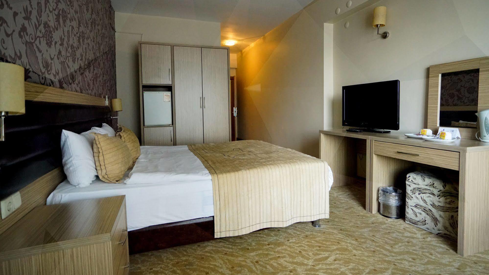 Es Albatros Hotel Eskişehir Eksteriør billede