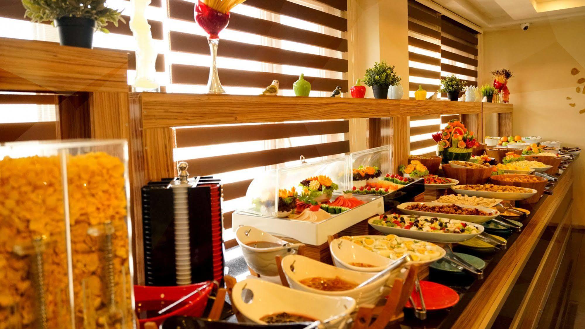 Es Albatros Hotel Eskişehir Eksteriør billede